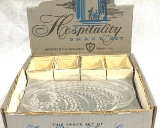 8629 - Federal Glass Hospitality Snack Set in Box
