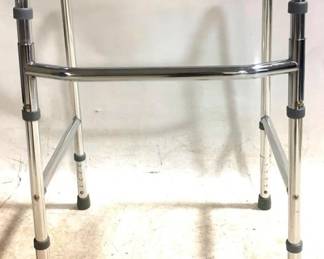 3201 - Walker - 32" x 20" x 16"
