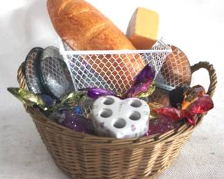 7643 - Lot of Assorted Items
