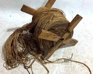 3096 - Roll of Natural Fiber Rope
