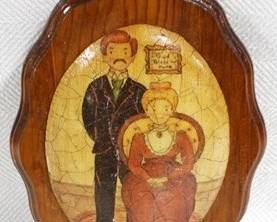 6511 - Wood Wall Hanger 9 x 8
