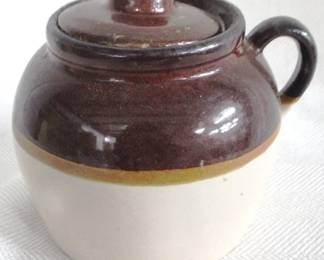 7994 - Brown & White Bean Pot w/. Lid - As Is 7 x 8
