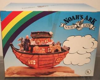 897 - Noah's Ark Night Light in Box You are buying a used as-is electric/electronic item. We do not guarantee all components are present, and if it is not expressly stated, it is untested

