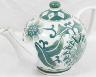 231 - Decorative Teapot 7"
