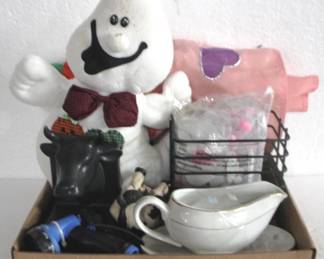 8213 - Lot of Assorted Items
