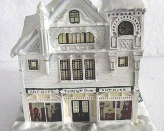 8098 - Hawthorne Village "7 Arts Gifts and Antiques" 8 x 6 x 6 Authentic Issue in Norman Rockwell's Christmas Village Collection You are buying a used as-is electric/electronic item. We do not guarantee all components are present, and if it is not expressly stated, it is untested.
