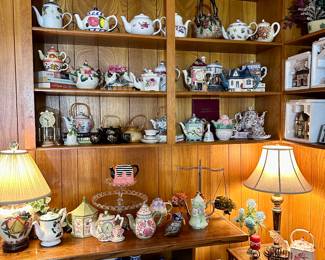 Large Teapot Collection!!