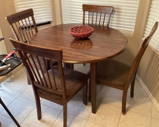 Dropleaf dining table and four chairs