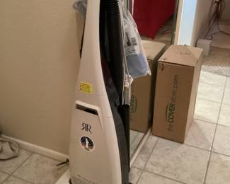 Riccar Vibrance vacuum like new