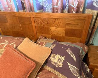 Queen Size Bed   With Wood  Headboard $40.00