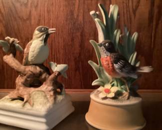Vintage 1970s SCHIRO GOTO porcelain bird $10.00 Red Robin porcelain bird $10.00 sold