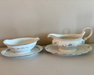 Nice Service Pieces