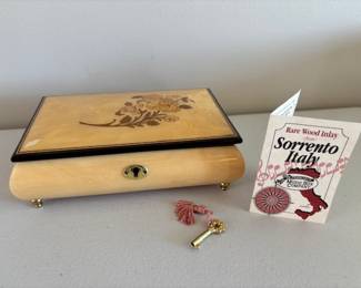 San Francisco Music Box Sorrento Italy 