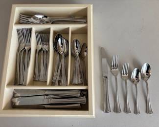 Lenox Butlers Pantry Service For 10 Plus Service Pieces