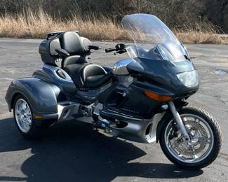 2004 BMW K1200 LT Hannigan Trike Motorcycle, VIN WB10555A54ZD80633, Mileage Showing On Odometer 43,016 Miles