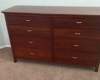 Lovely Kincaid 8 Drawer Dresser