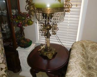 ANTIQUE COMPLETE JOHN SCOTT DOUBLE BRASS FIGURAL BANQUET OIL LAMP ELECTRIFIED
