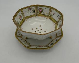 Berry strainer Nippon China