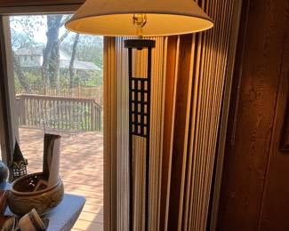 Floor lamp