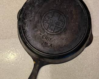 Griswold cast iron pan