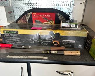 Cross Bow with arrows and case, machetes