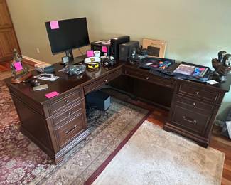 L-shaped office desk