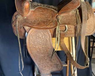  009 Leather Saddle 