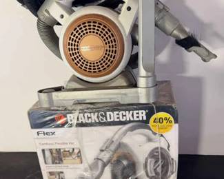 2 Black Decker Cordless Flexible Vacuum