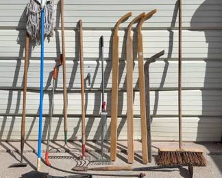 Miscellaneous Lawn Garden Tools