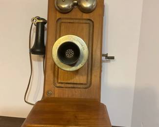  006 Kellogg Wall Phone 1900s