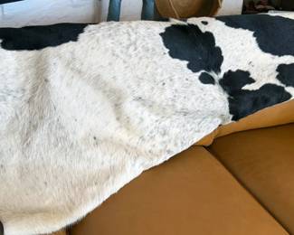 Cowhide cover/rug