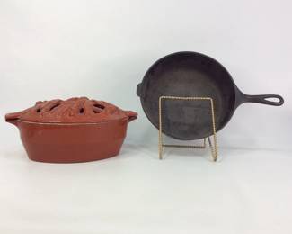Cast Iron Dutch Oven and Pan