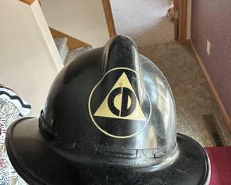 Got the keys today! Here are the pic for the initial walk through! We did not open any boxes or totes! This is just what was out waiting for us! More detailed photos added almost daily starting next week!