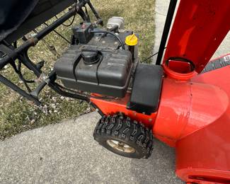A sweet AREINS 926LE Snow Blower with Hood! Electric Start! 