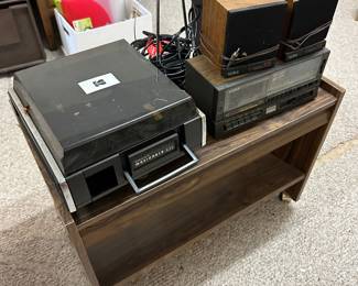 Greta little TV cart! Some small electronics 