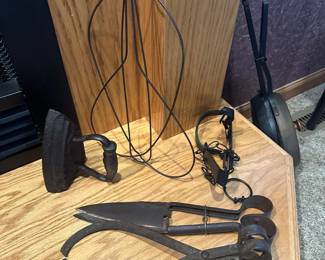 Lots of antique implements! Ice tongs, sheep shears, even a couple of old otter traps! (Not pictured)