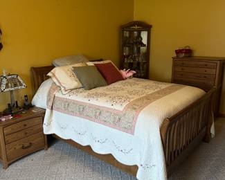 Got the keys today! Here are the pic for the initial walk through! We did not open any boxes or totes! This is just what was out waiting for us! More detailed photos added almost daily starting next week!