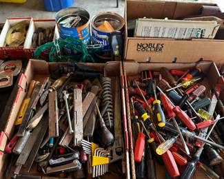 Close Ups of some of our great garage items!  These are LOOSE tools! Absolutely everything you would need to outfit a good tool box! Many are vintage! 