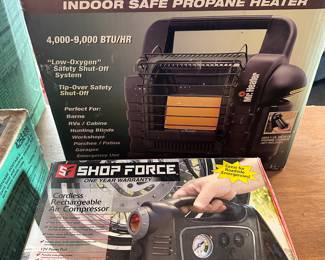 Lots of garage type appliances! Most don’t seem to have been used much, if ever! Many in their original boxes! 