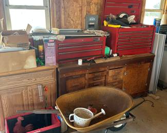 Got the keys today! Here are the pic for the initial walk through! We did not open any boxes or totes! This is just what was out waiting for us! More detailed photos added almost daily starting next week!