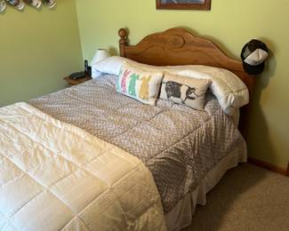 Got the keys today! Here are the pic for the initial walk through! We did not open any boxes or totes! This is just what was out waiting for us! More detailed photos added almost daily starting next week!