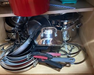 Got the keys today! Here are the pic for the initial walk through! We did not open any boxes or totes! This is just what was out waiting for us! More detailed photos added almost daily starting next week!