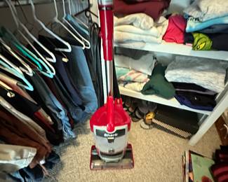 Got the keys today! Here are the pic for the initial walk through! We did not open any boxes or totes! This is just what was out waiting for us! More detailed photos added almost daily starting next week!