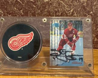 Got the keys today! Here are the pic for the initial walk through! We did not open any boxes or totes! This is just what was out waiting for us! More detailed photos added almost daily starting next week!