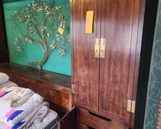 Henredon King Size bedroom set. Pieces sold separately. High boy, vanity, king bed set.