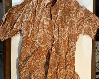 Lot 64 | Vintage Tiki The Kahala Hawaiian Shirt
