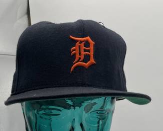 Lot 159 | Vintage New Era Fitted 7 1/4 Detroit Tigers
