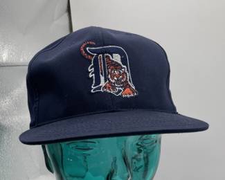 Lot 161 | Vintage Snap Back Detroit Tigers Ballcap Cap
