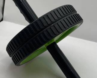 Lot 204 | Ab Roller Abdominal Muscle Workout Wheel Exercise
