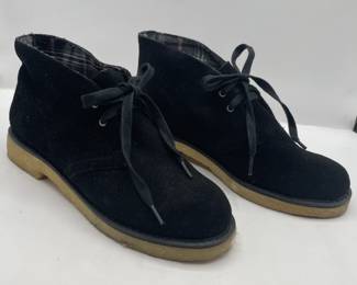 Lot 147 | Vintage Leather Ankle Boot Shoe Flannel Lined
